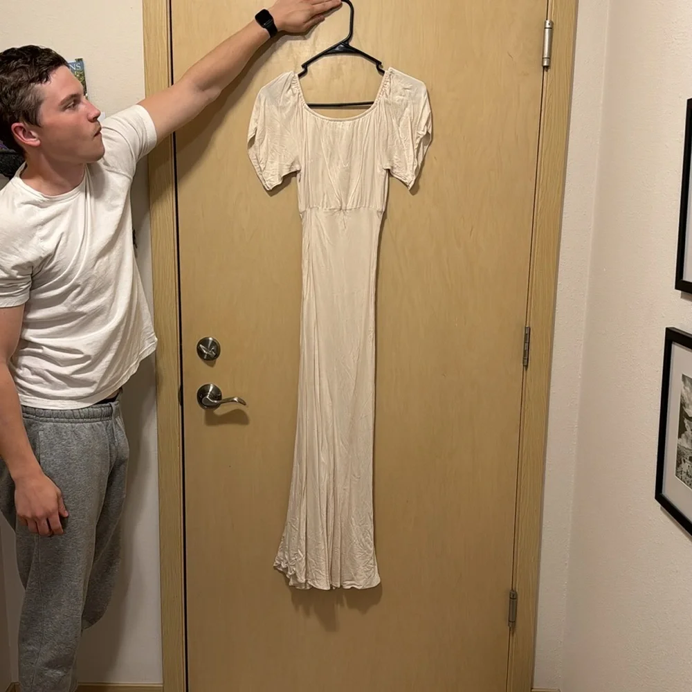 Off-Shoulder Cream Satin Maxi Dress - Picture 5 of 10